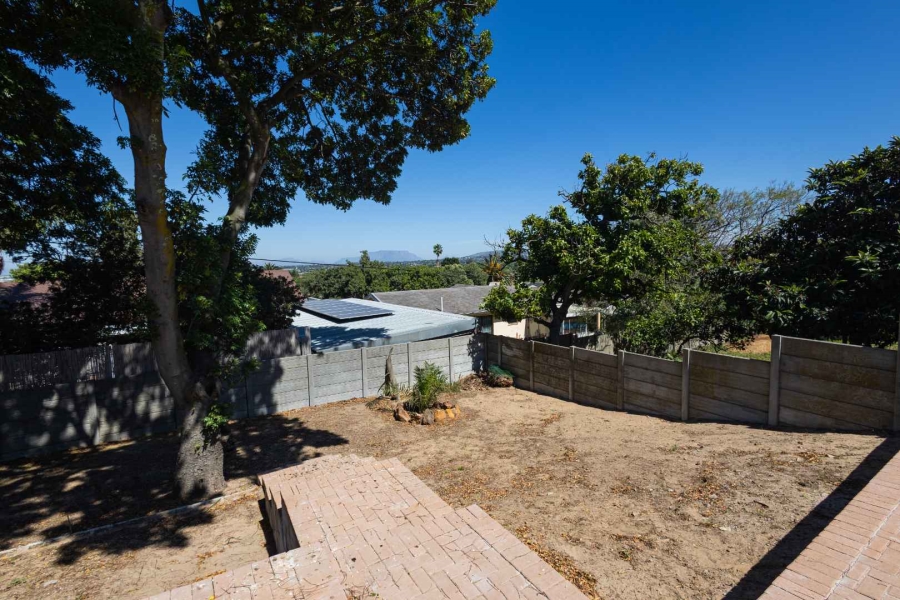 3 Bedroom Property for Sale in Morgenster Western Cape